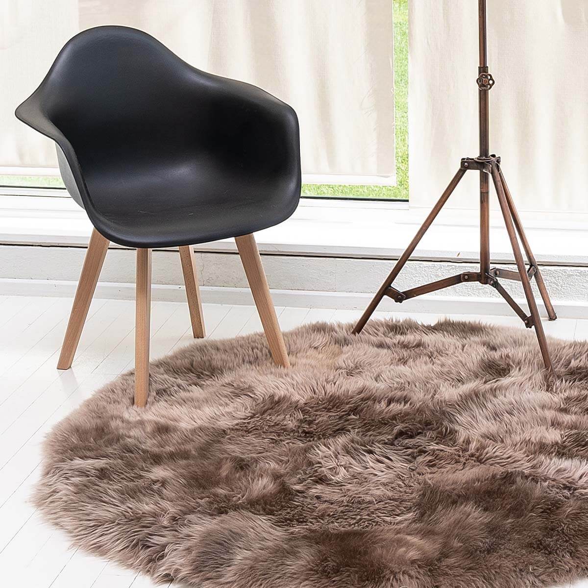 Long Hair Sheepskin Rug With Backing 55″ Ø