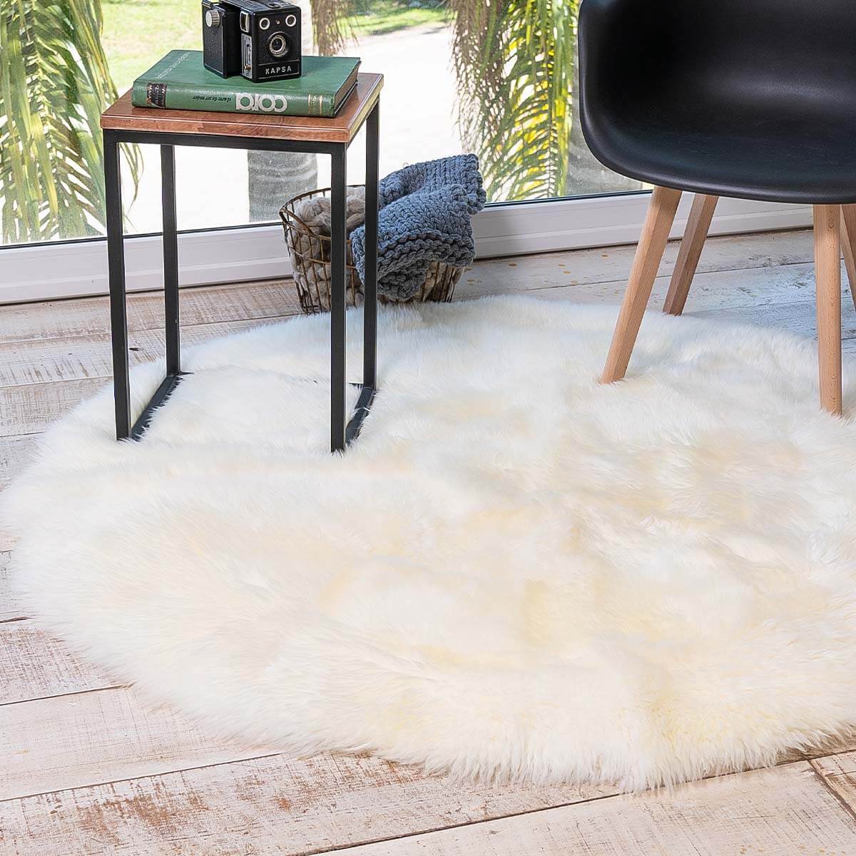 Long Hair Sheepskin Rug With Backing 55″ Ø