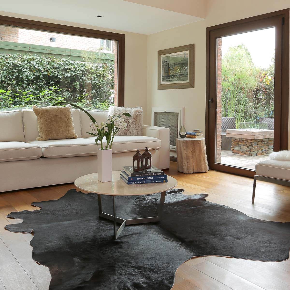 Mocca Cowhide Rug – 6' x 7'