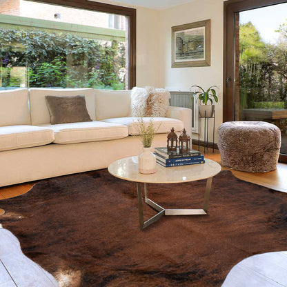 Middle Brindle Cowhide Rug – 5.9´ x 6.5´